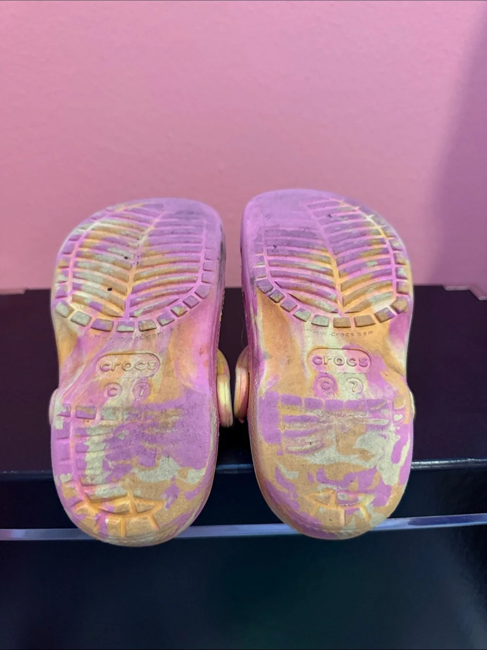 Crocs Kids Pink and Yellow Tie-Dye Clog Shoes toddler 7